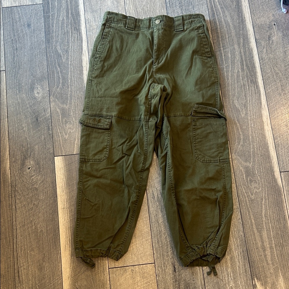 Old Navy Men's Green Cargo Pants